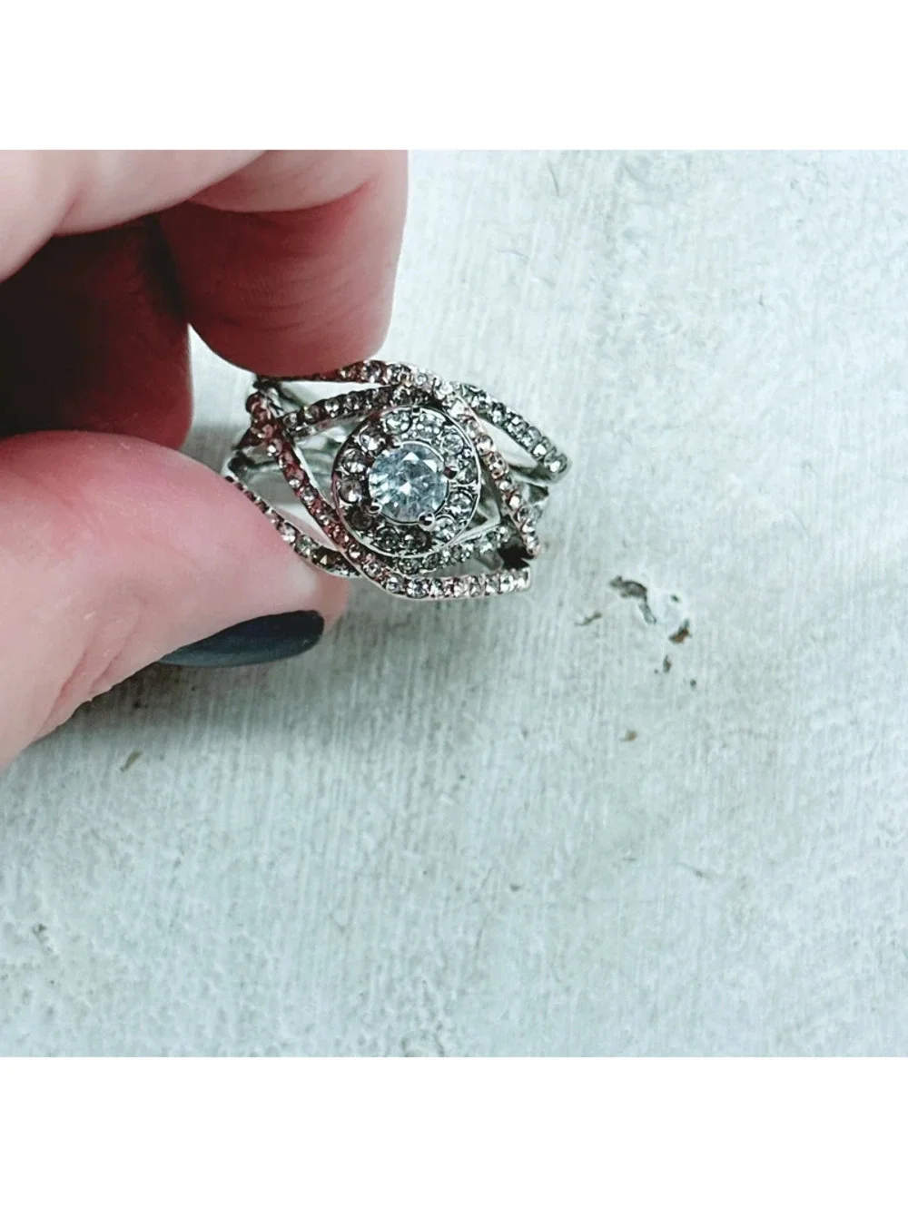 1024mc. Silvertone Bling Ring Size 7